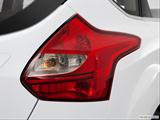  Passenger Side Taillight photo
